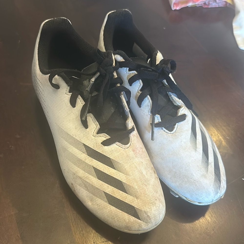 Adidas grass soccer cleats. 4Y